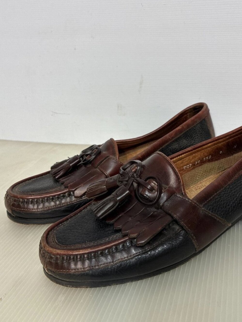 Johnston & Murphy Aragon II Kiltie Tassel Loafers Mahogany Pebbled Sz 8.5